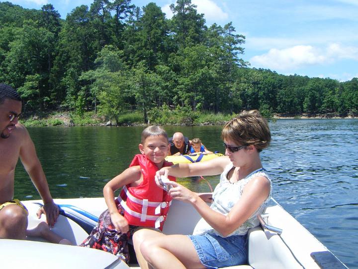 318801578_2008_06210044.jpg